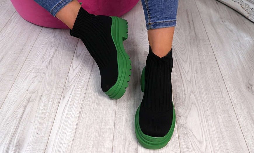 Image 2: Women's Knit Platform Ankle Boots