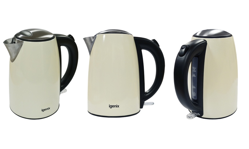 Image 9: Igenix Kettle and Toaster Set