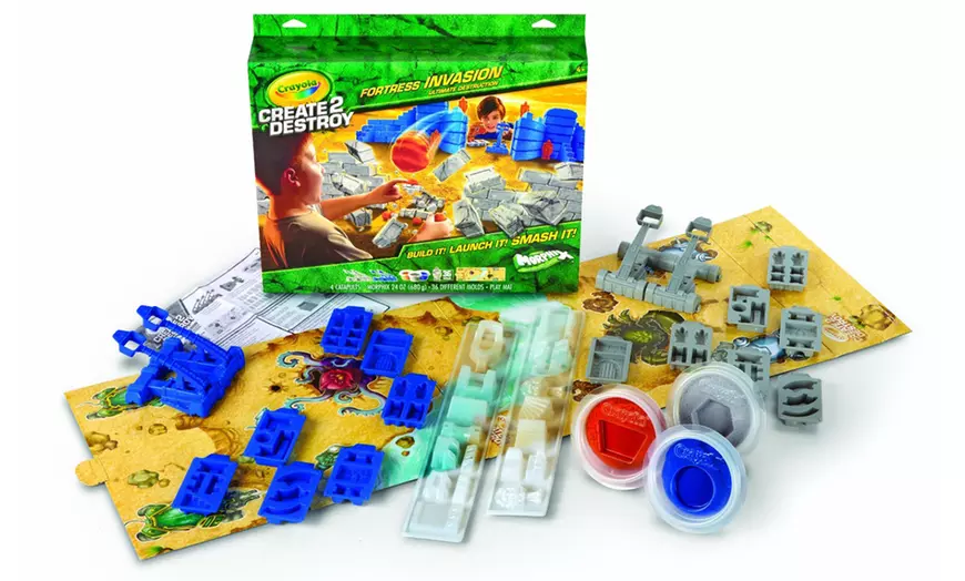 Image 1: Crayola Fortress Invasion Kit