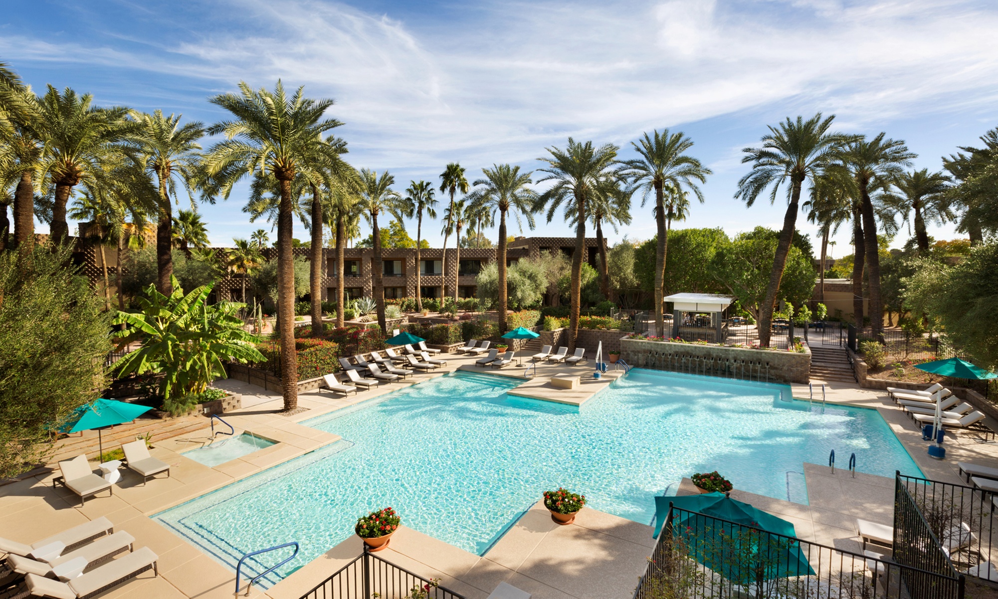 Scottsdale Resort with Reduced Resort Fee and F&B Credit!