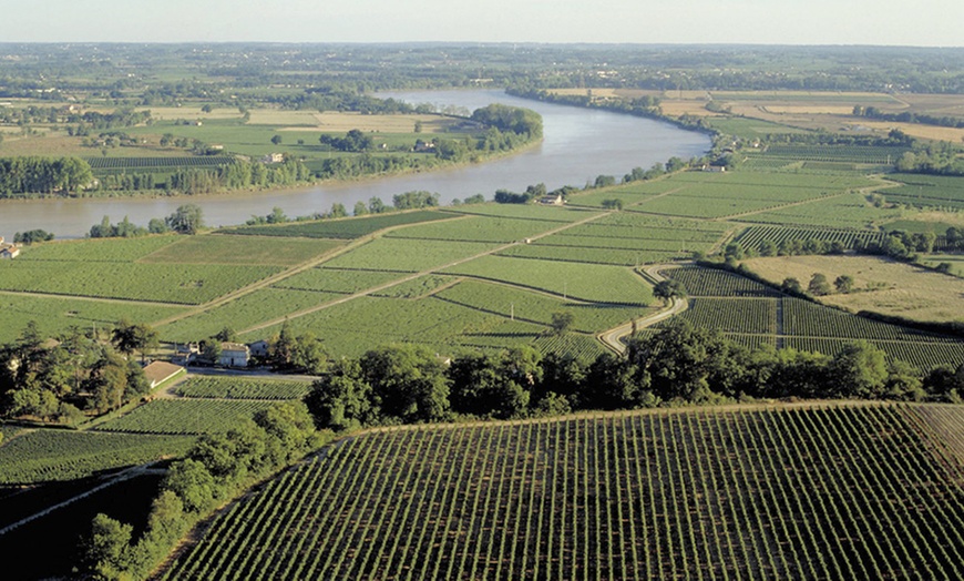 Image 3: Voyage dans le temps et les vignes, à deux