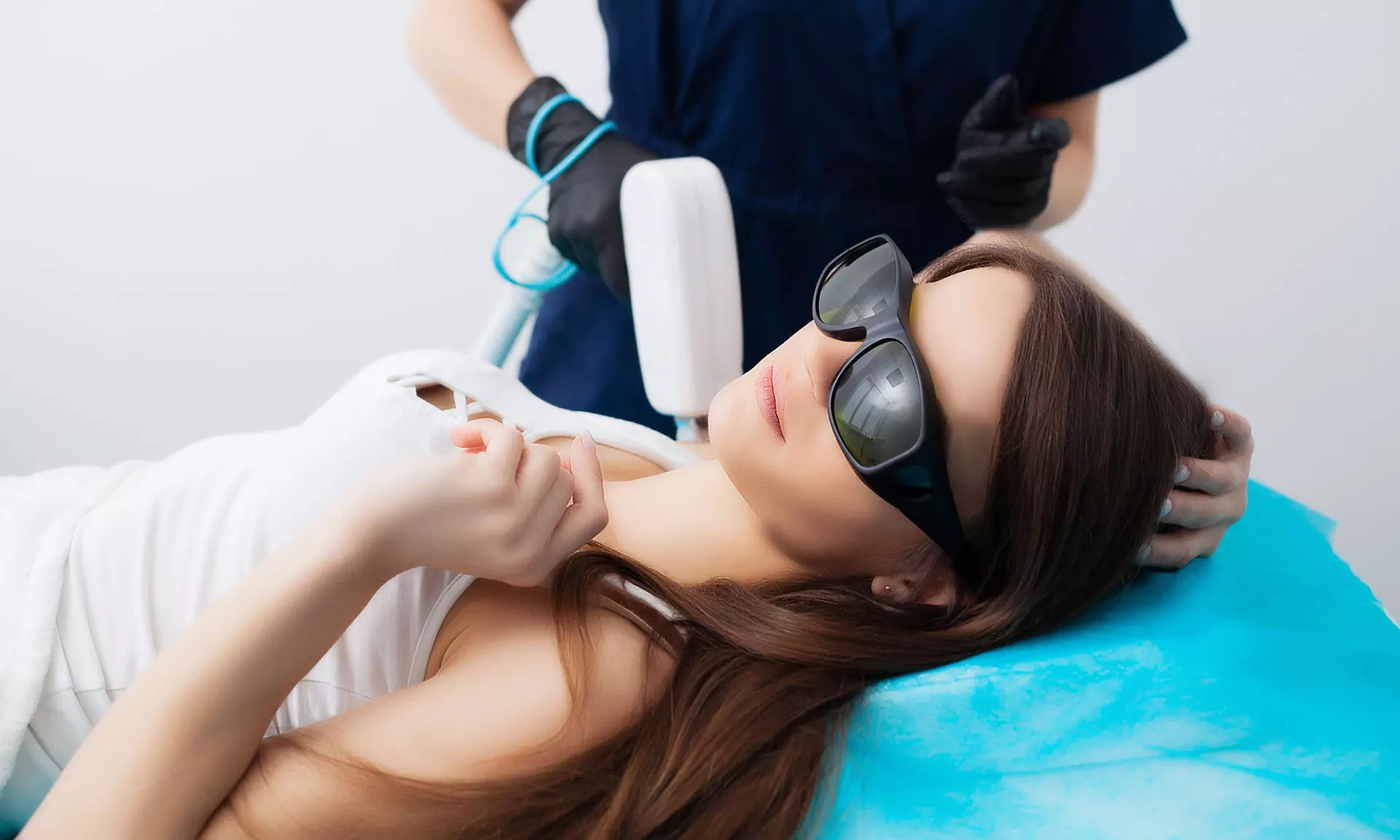 Experience six laser hair-removal treatments for all areas