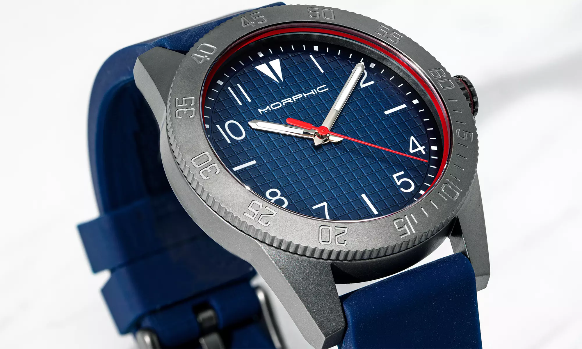 Montre homme étanche de la marque Morphic bracelet en caoutchouc - Primary Image