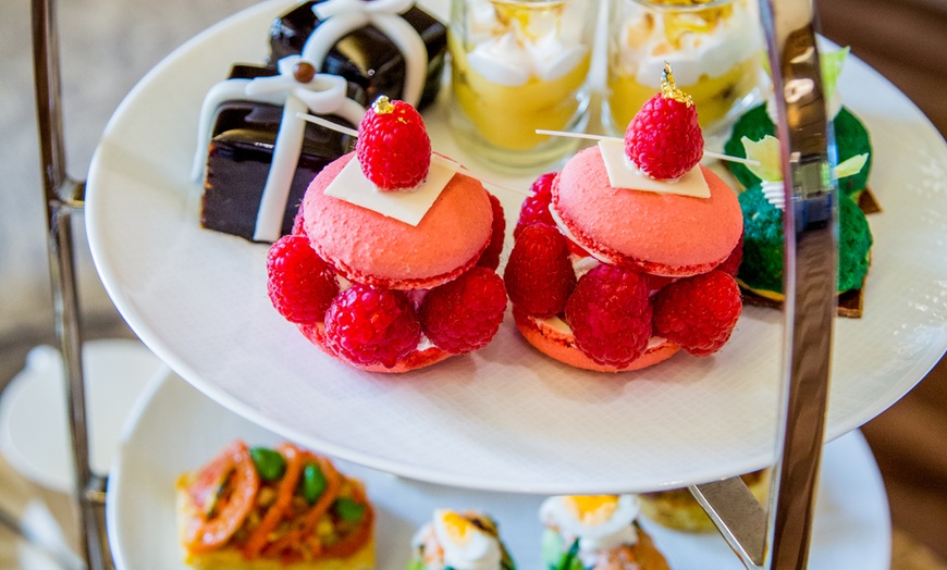 Image 8: Fondue or Afternoon Tea at Sofitel The Palm Dubai