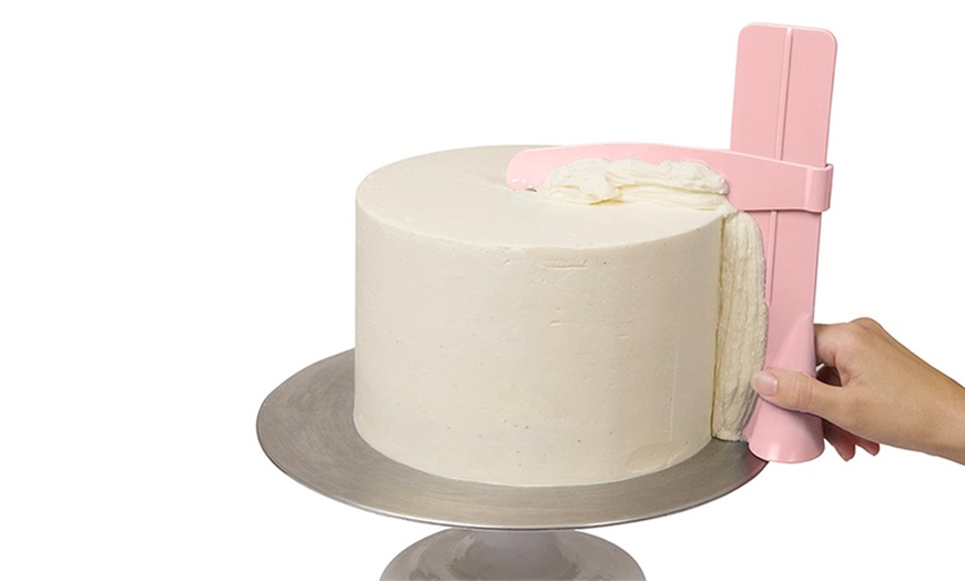 Image 3: Cake Icing Scraper