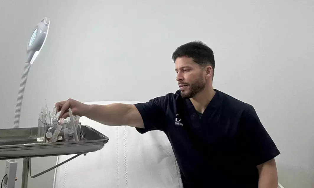 Sesión de micropigmentación de labios con hasta 60% de descuento - Second Medium