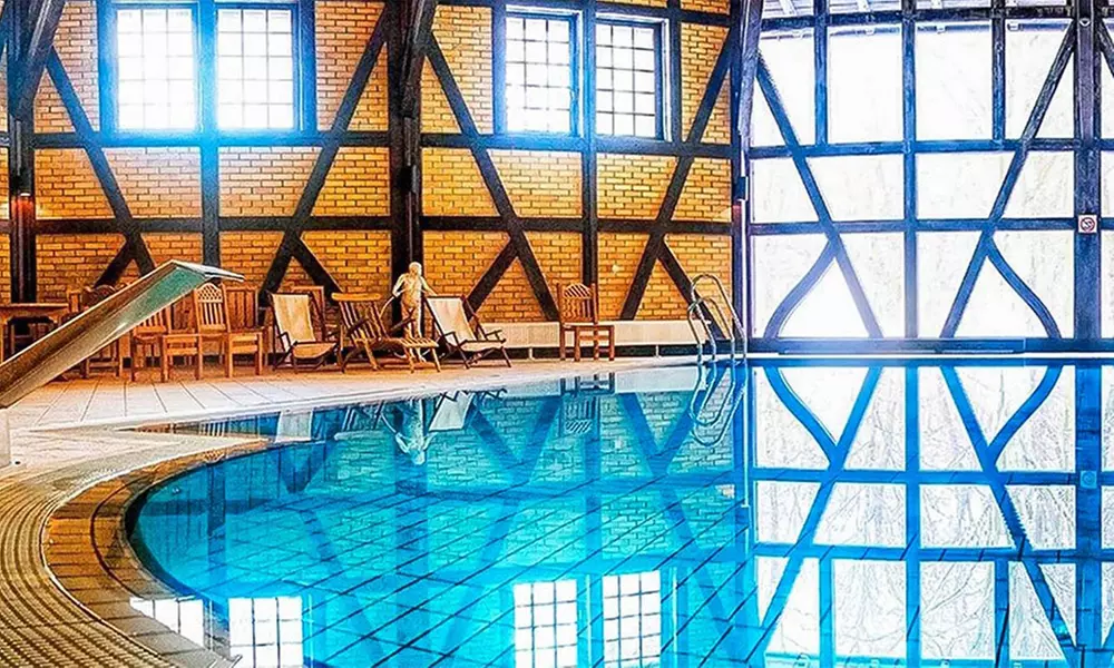 Niederschlesien: Doppelzimmer mit Halbpension auf dem Schloss