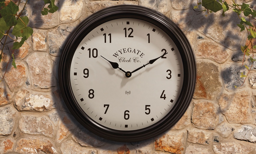 Image 4: Wyegate Garden Wall Clock