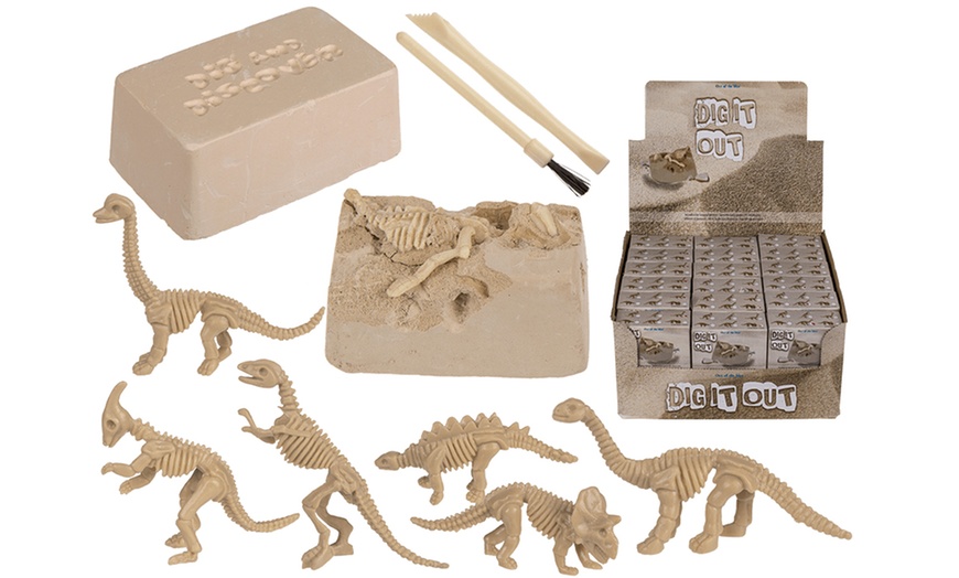 Image 1: Dinosaur Skeleton Excavation Kit
