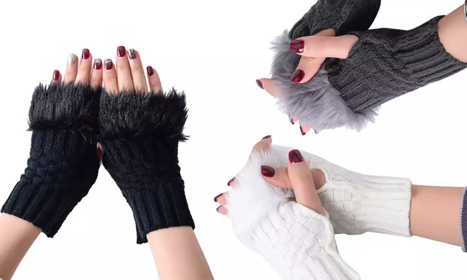 Women's Furry Fingerless Gloves