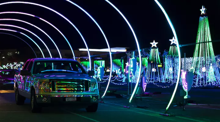 Book Now: $29.99 for Single-Night Admission for One Vehicle to Rockin' Christmas ($35 Value) - Second Medium