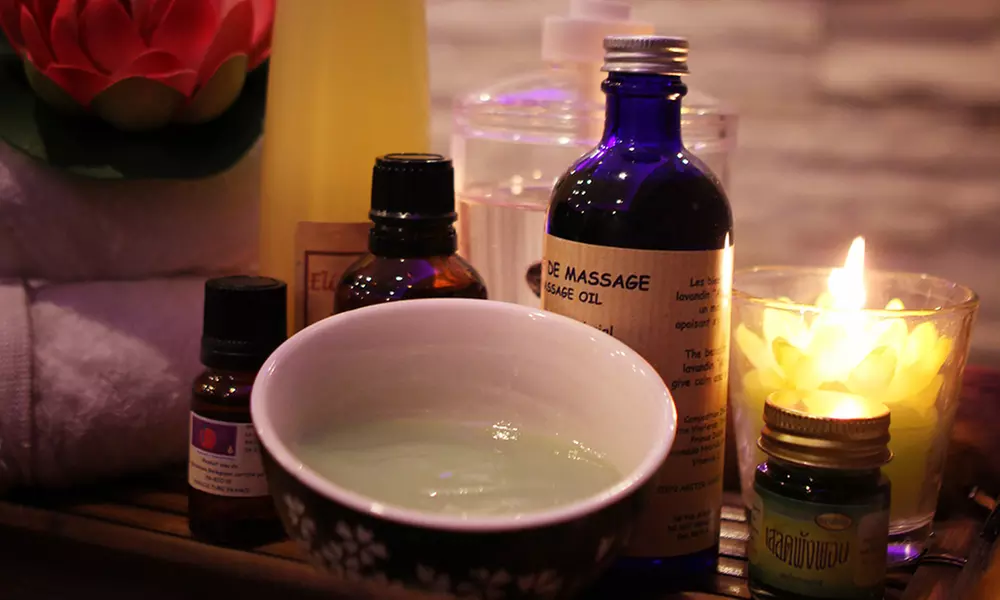 Ressourcez-vous avec un modelage thaï ou un rituel complet avec hammam