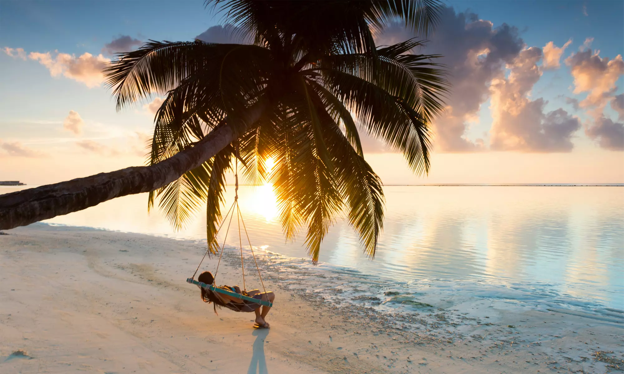 ✈ Mystery Holiday: Maldives, Thailand, NYC & More