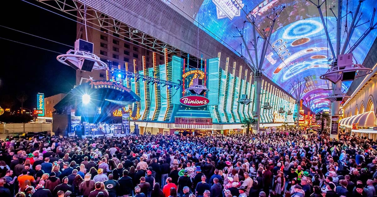 Fremont Street Bar Crawl w VIP Entry and Party Bus Experience 