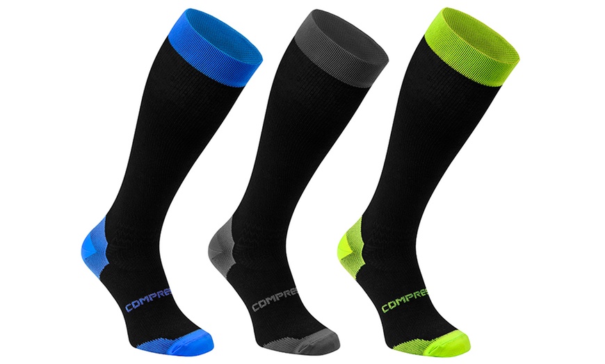 Image 1: Chaussettes sport de compression