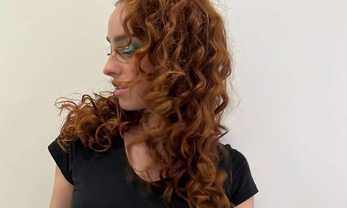 Revitaliza tu look con una sesión de peluquería con lavado, corte y peinado y opción a tinte y/o mechas al 78%