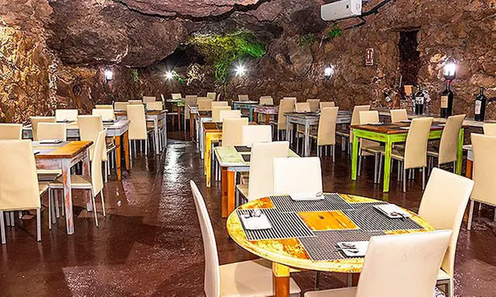 ♨ Menú clásico o Premium en La Cueva Caprichosa