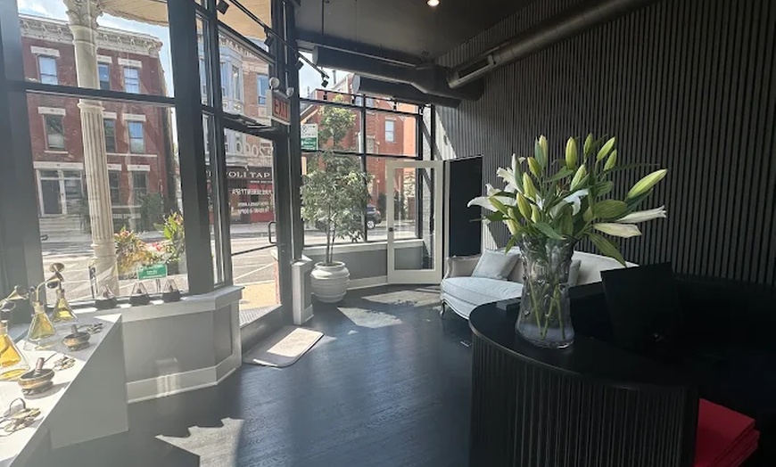 Image 6: Unwind w/ One or Two 60-Minute Deep Stress-Relief Healing Body Massage