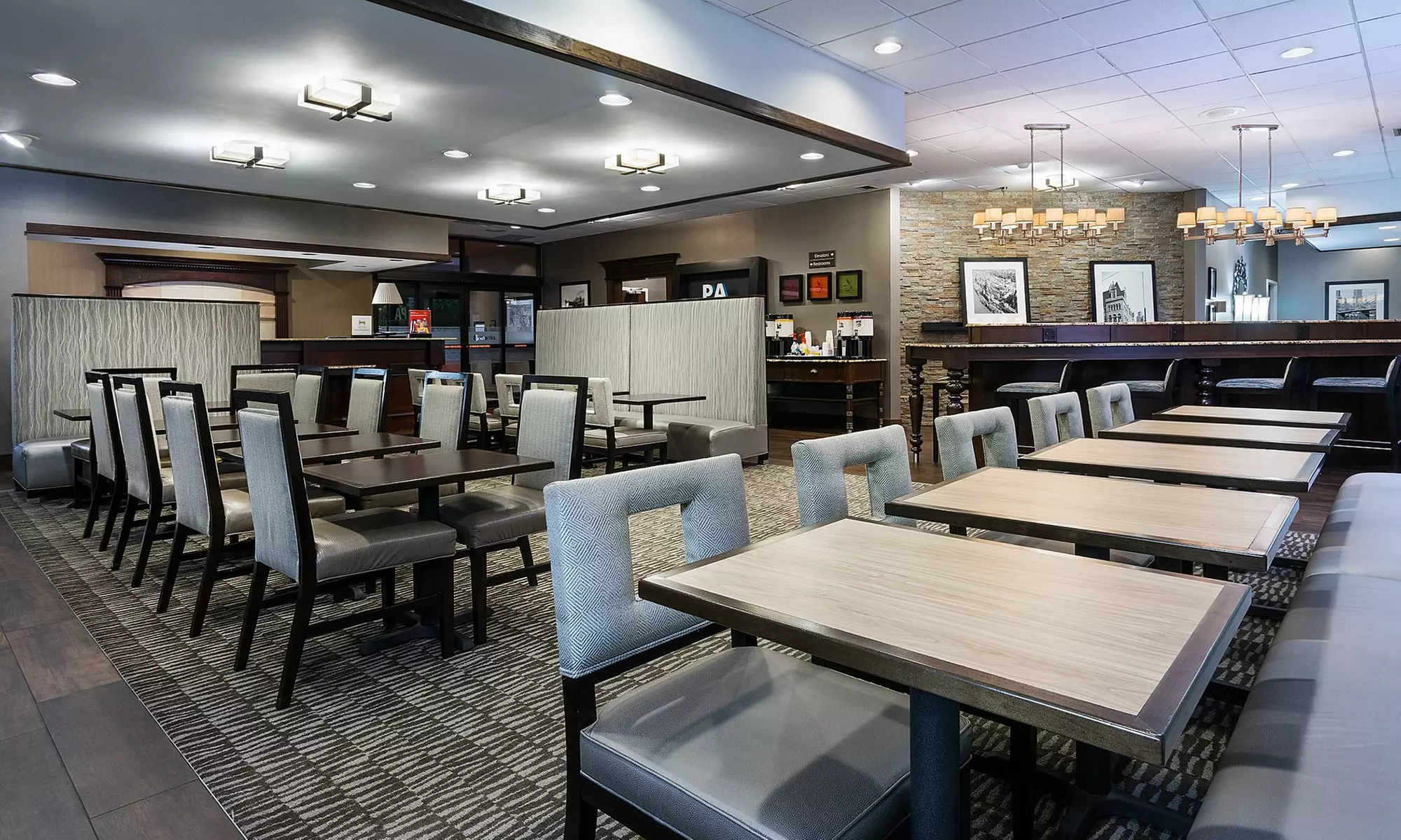 Member Pricing: Pittsburgh Hotel near Monongahela River