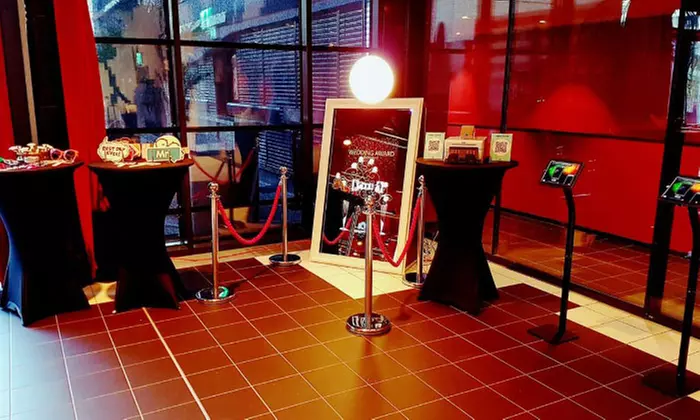 2 or 4 Hour Mirror Photo Booth Rental from SnapShot Orlando (Up to 50% Off) - Primary Image
