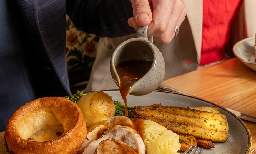 Image 8: Leinster Arms London - Pubsmith – Dine-In for 2 Experiences