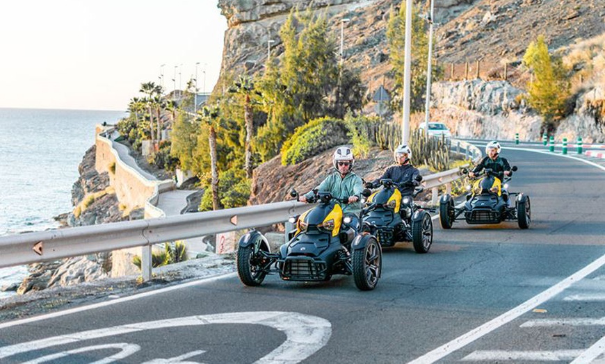 Image 1: Explora Gran Canaria: ruta a elegir en moto de tres ruedas 