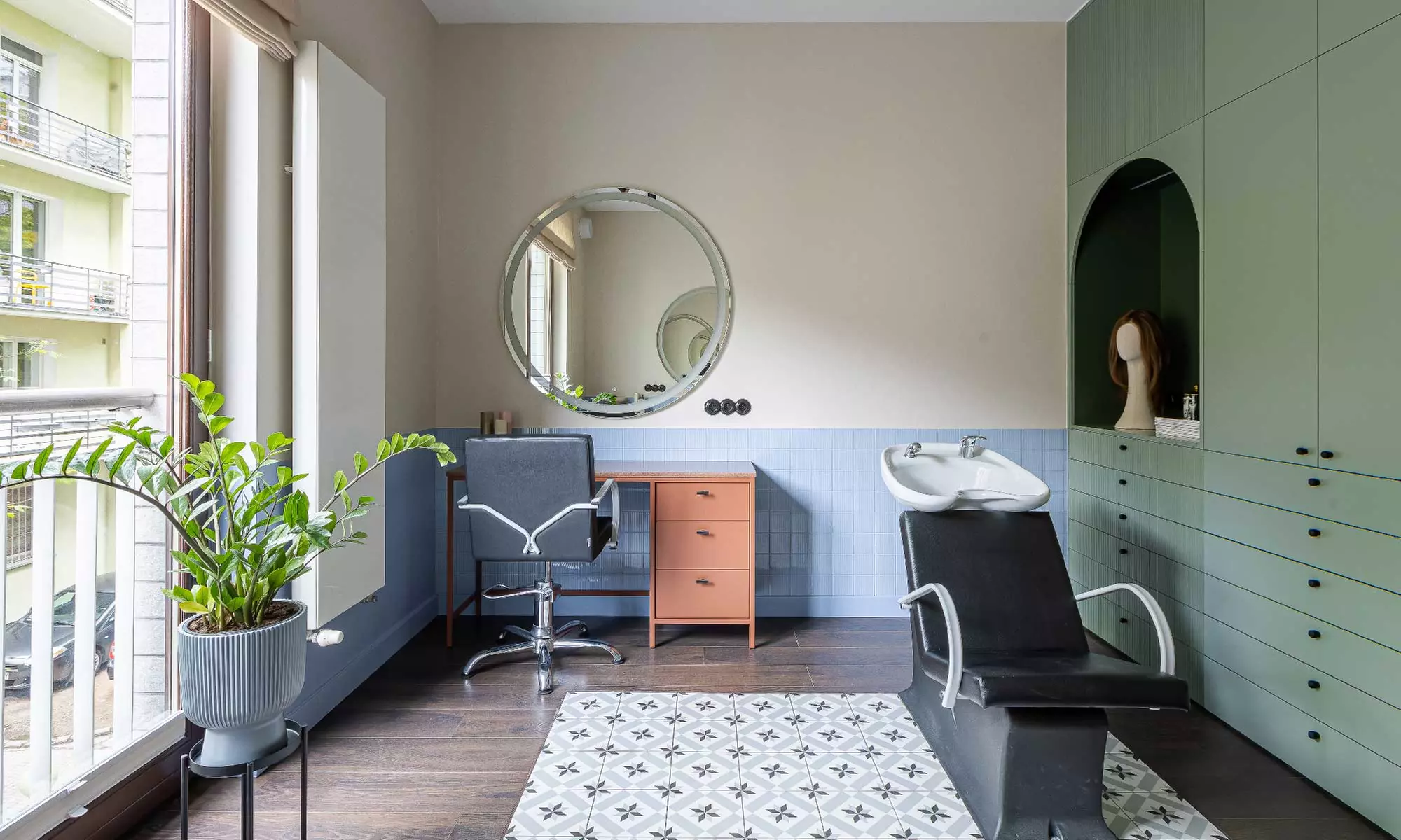 Do 59% zniżki na Salon - Strzyżenie - Kobiety