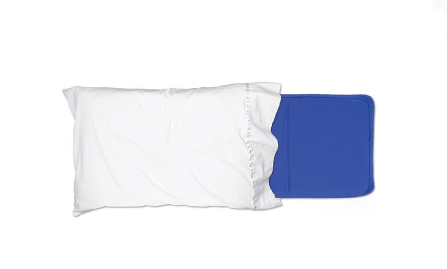 Image 2: Cooling Gel Pillow