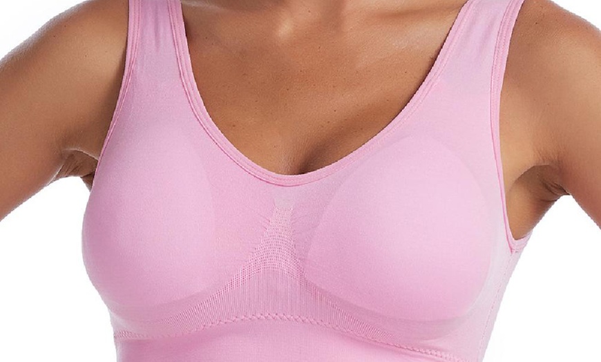 Image 6: Non-Wired Push-Up Sports Bra