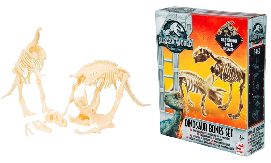 Image 1: Jurassic World Dino Bones Set