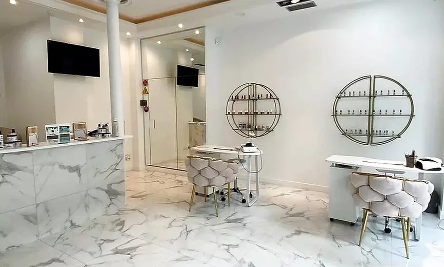 Epilation à la cire de 3 zones avec Sweet Body By Mina