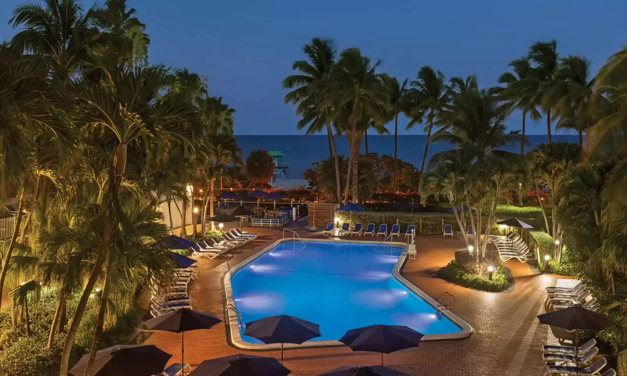 4-Star Resort in Miami Beach | Oceanfront Luxury & Heritage Pool