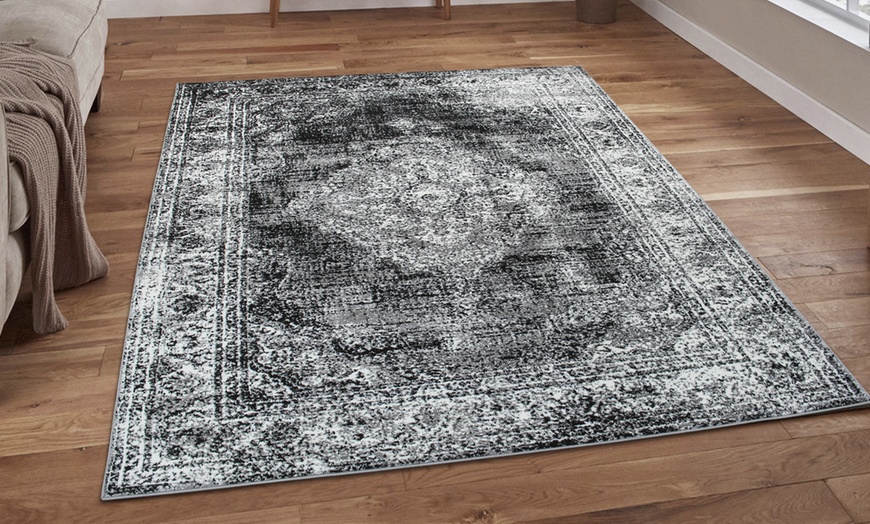 Image 34: Vintage Style Rug