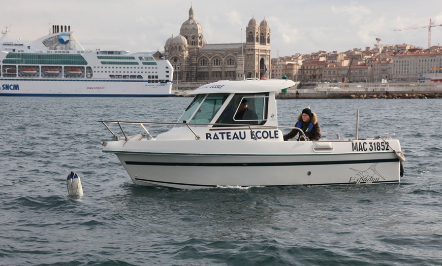 Image 1: Passez votre permis bateau au Vieux-Port de Marseille