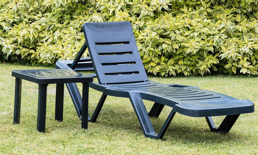 Image 5: Adjustable Sun Lounger