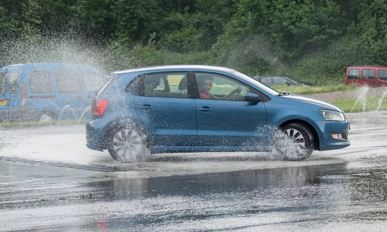 Word een zelfverzekerde bestuurder met hands-on sliptraining