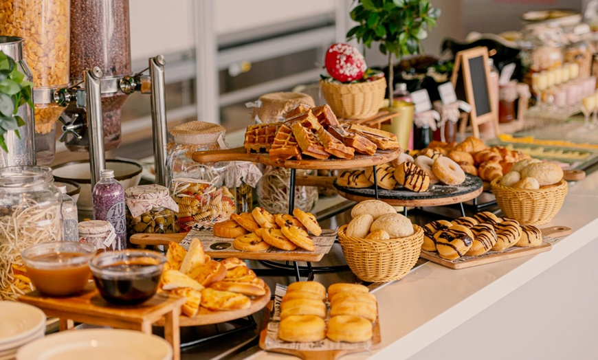 Image 4: International Dinner Buffet w/ Juice for up to 4 Adults or 1 Kid