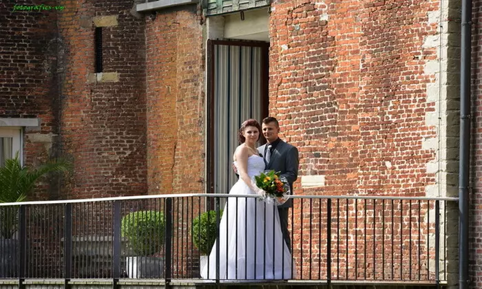 Shooting photo pour mariage à l'hôtel de ville avec Fotografics-vp - Primary Image