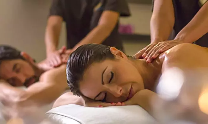 Masaje en pareja de 30 o 60 minutos de tipo a elegir en Renova Spa