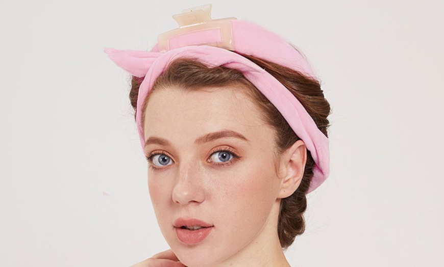 Image 6: No Heat Curling Headband With Hair Clip and Hair Ties