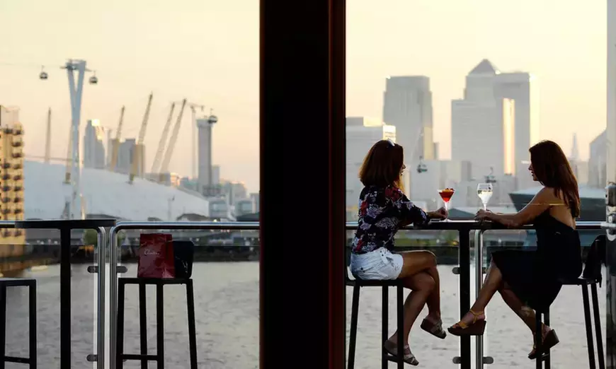 Gift an Escape to London’s 4*Sunborn Yacht Hotel with Breakfast&Dinner