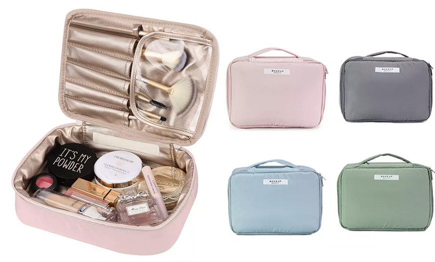 Image 1: Portable Makeup Toiletry Bag