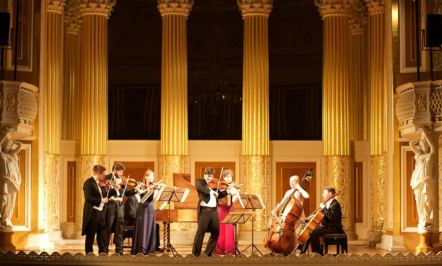 Image 3: Vivaldi Concertos by Candlelight