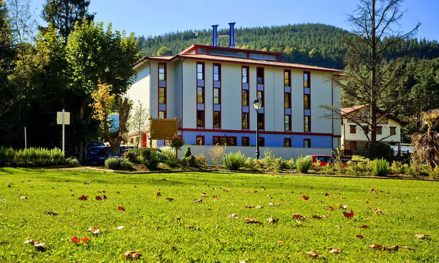 Areatza: 1, 2 o 3 noches con spa, desayuno, envoltura y masaje