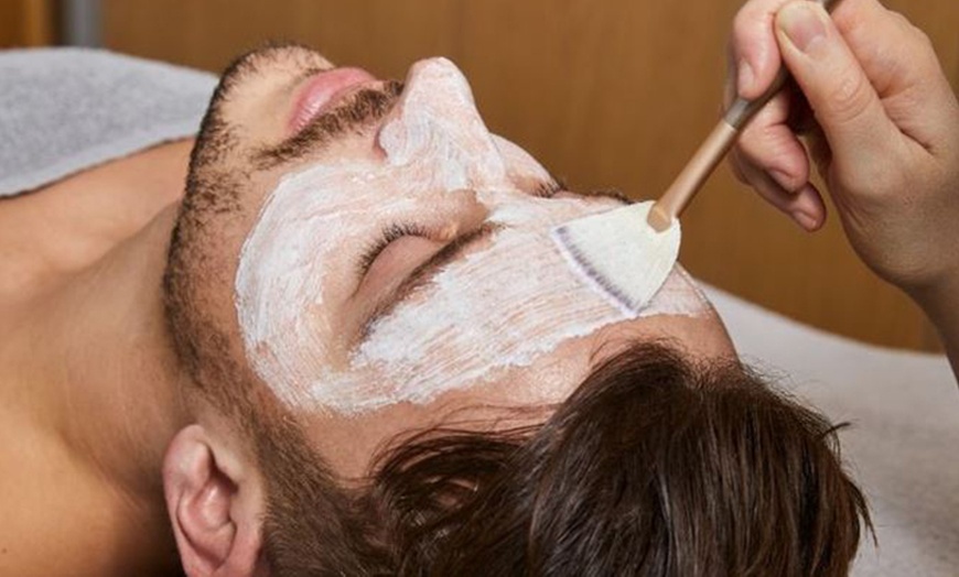 Image 2: Soin du visage sur mesure pour homme avec Salon 4 Men