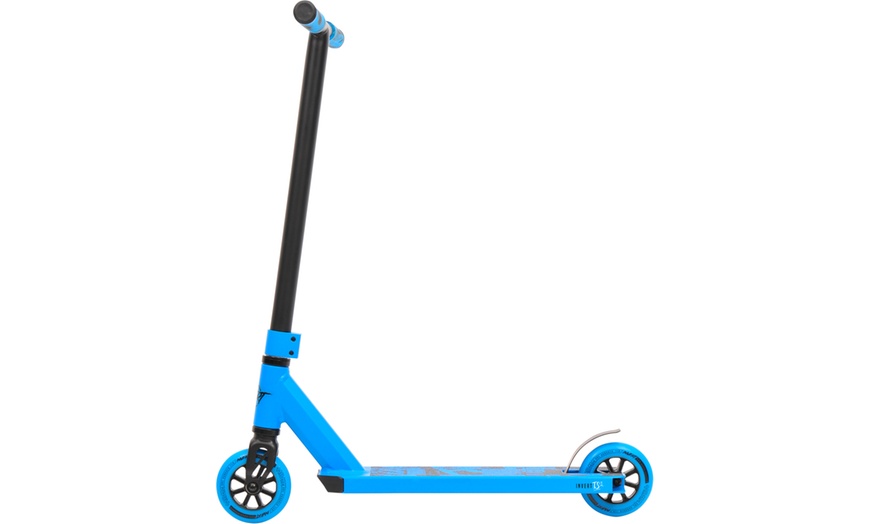 Image 4: Stunt Scooter