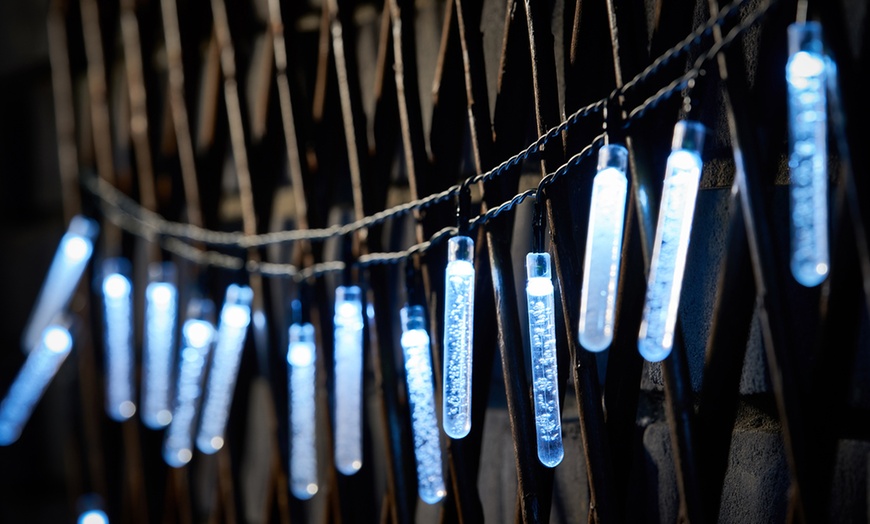 Image 3: Icicle Rain Drop String Lights