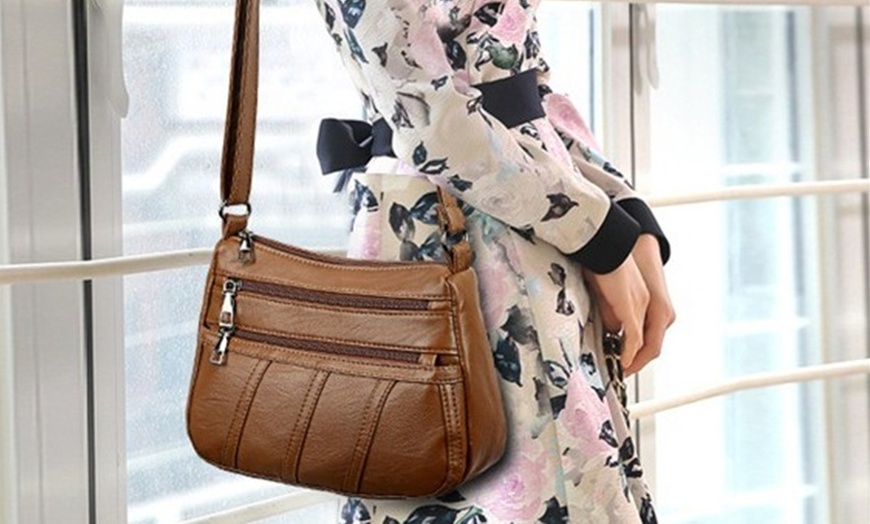 Image 4: Multilayer Shoulder Bag