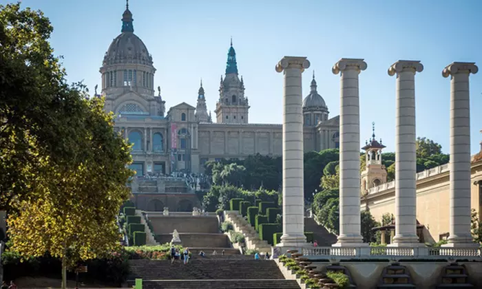 ✈ Barcellona: Volo diretto più 2 o 3 notti in hotel