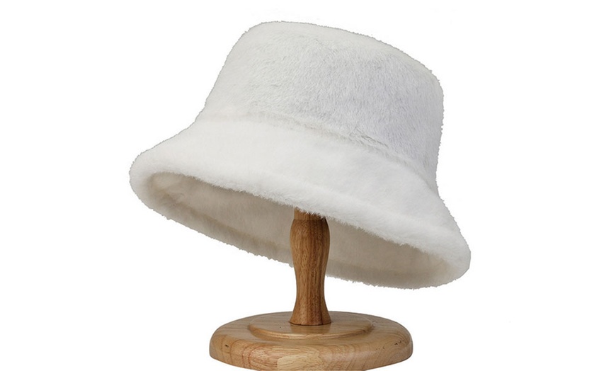 Image 6: One or Two Women's Plush Bucket Hat